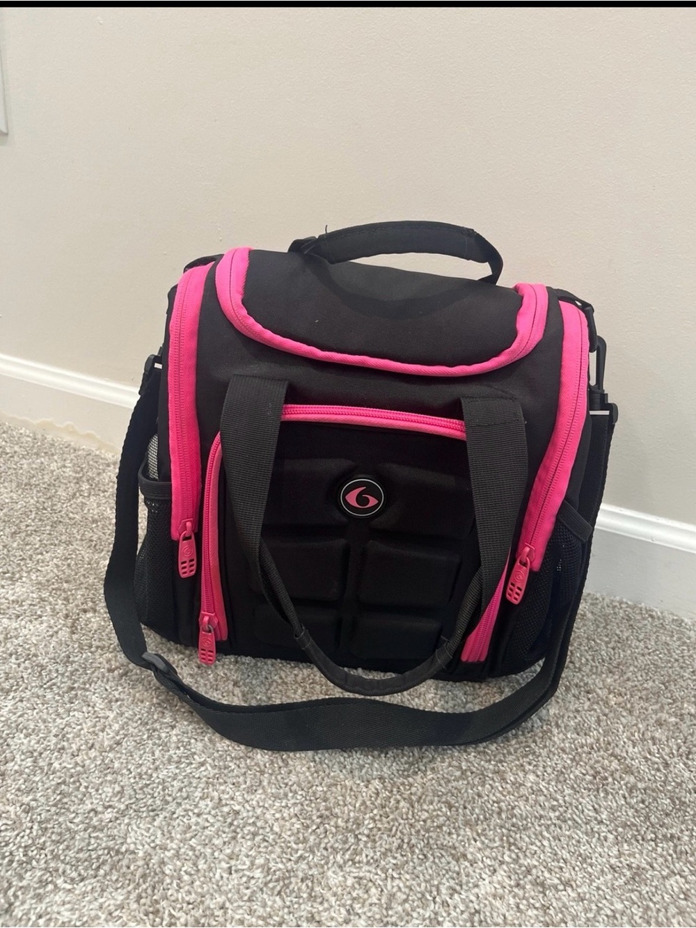Six Pack Fitness Mini Black/Pink Insulated Lunch Bag, Adjustable Strap, 6 Pack